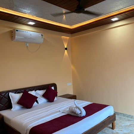 Sahil Beach Resort Alībāg Eksteriør bilde