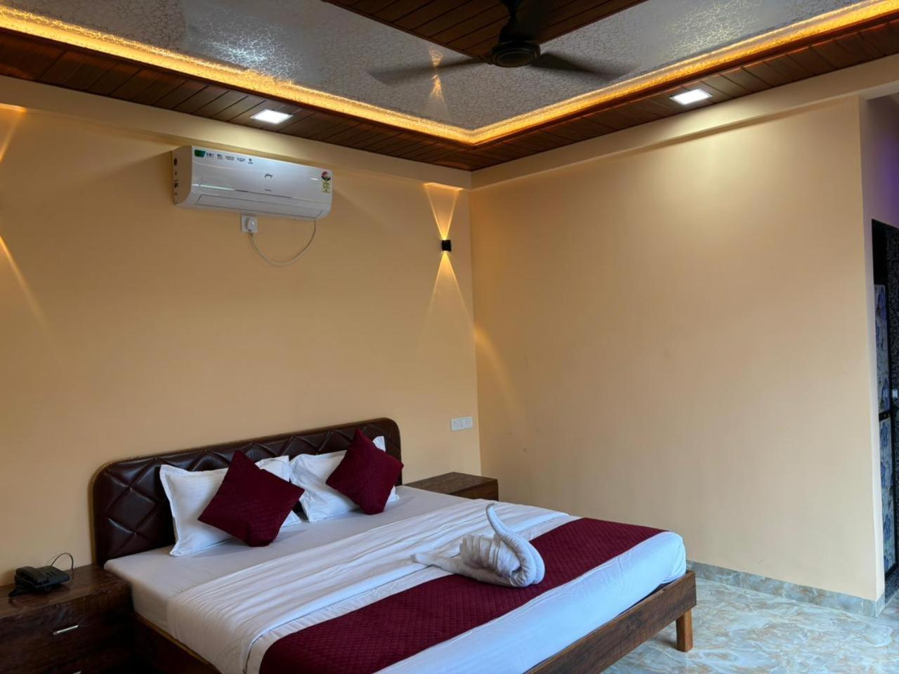 Sahil Beach Resort Alībāg Eksteriør bilde